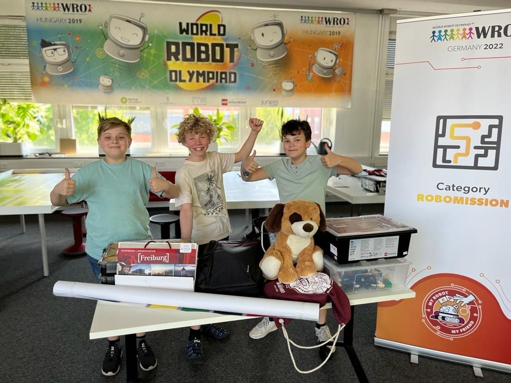 WRO - Elevenbots beim Deutschlandfinale in Freiburg