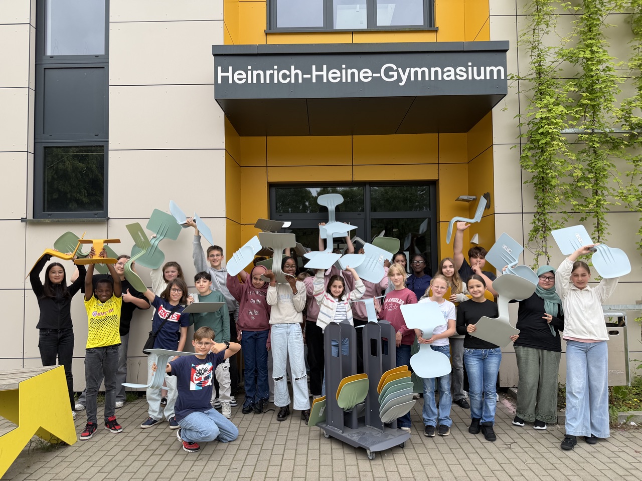 Förderverein unterstützt zwei besondere Projekte am HHG